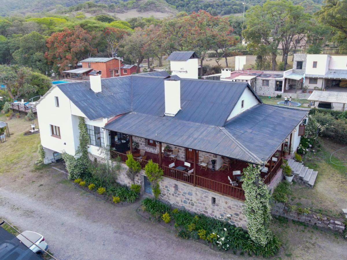 Hostal El Cerrito San Lorenzo Сан-Лоренсо Экстерьер фото