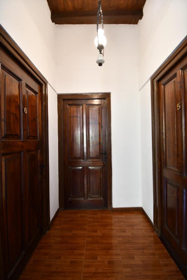 Hostal El Cerrito San Lorenzo Сан-Лоренсо Экстерьер фото