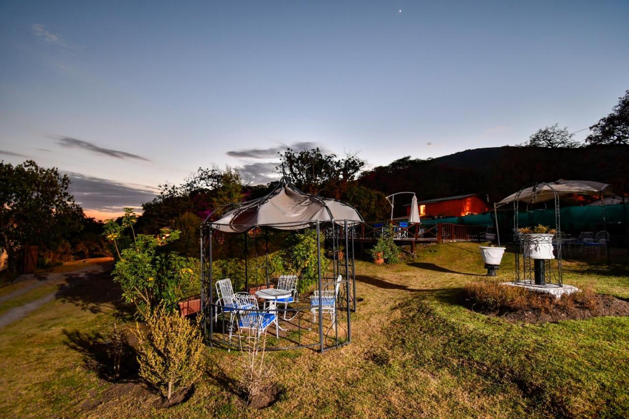 Hostal El Cerrito San Lorenzo Сан-Лоренсо Экстерьер фото