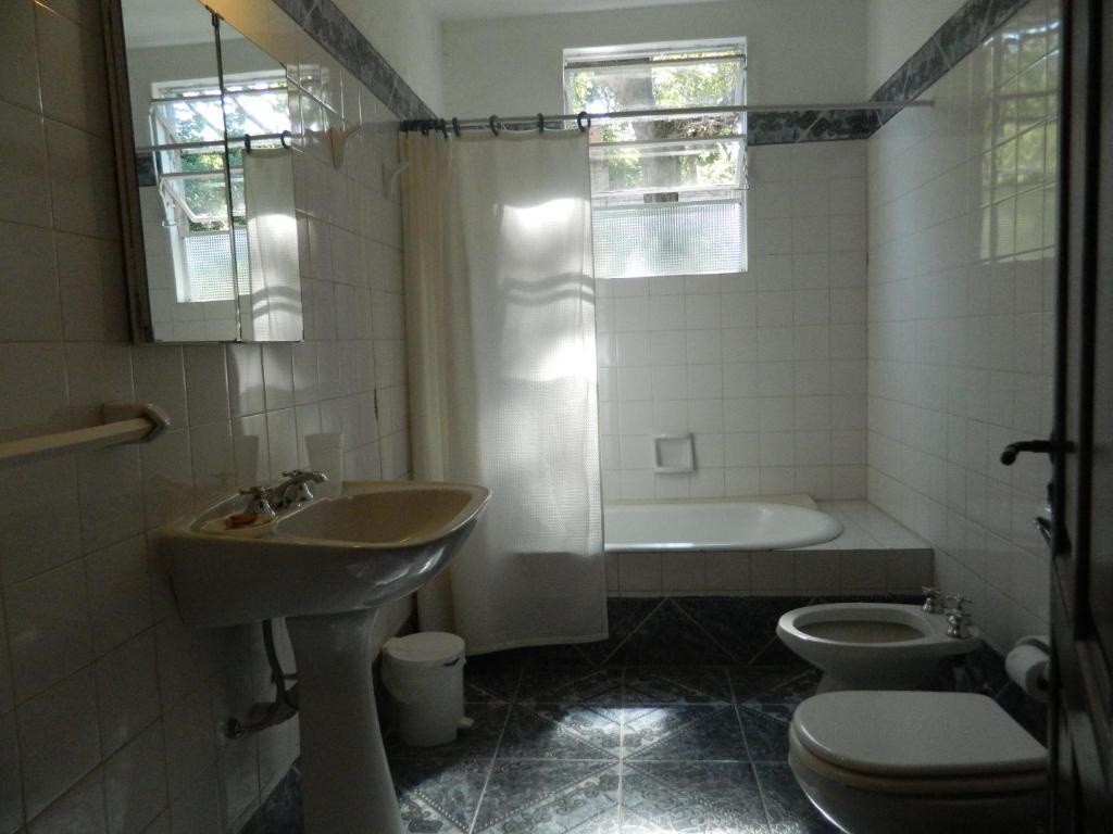 Hostal El Cerrito San Lorenzo Сан-Лоренсо Экстерьер фото
