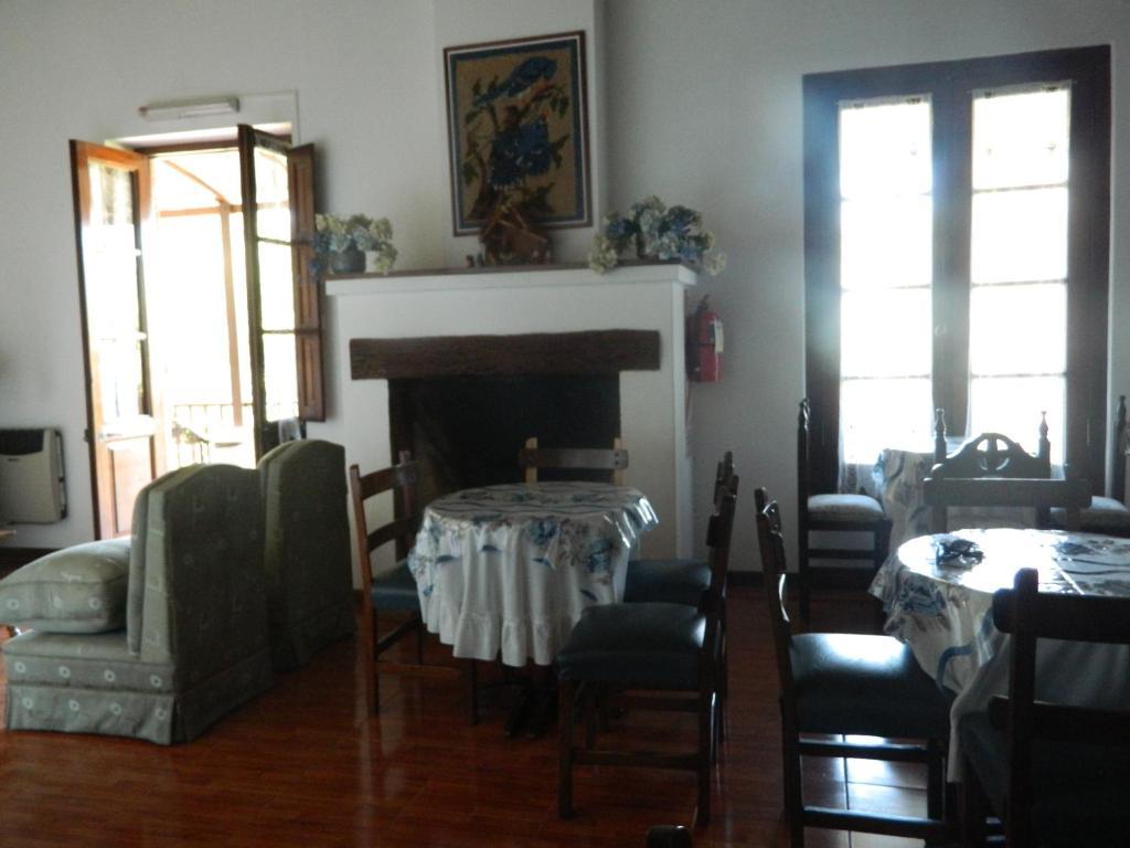 Hostal El Cerrito San Lorenzo Сан-Лоренсо Экстерьер фото