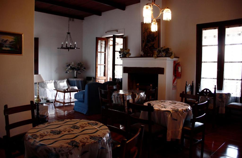 Hostal El Cerrito San Lorenzo Сан-Лоренсо Экстерьер фото