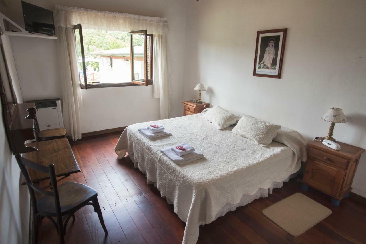 Hostal El Cerrito San Lorenzo Сан-Лоренсо Экстерьер фото