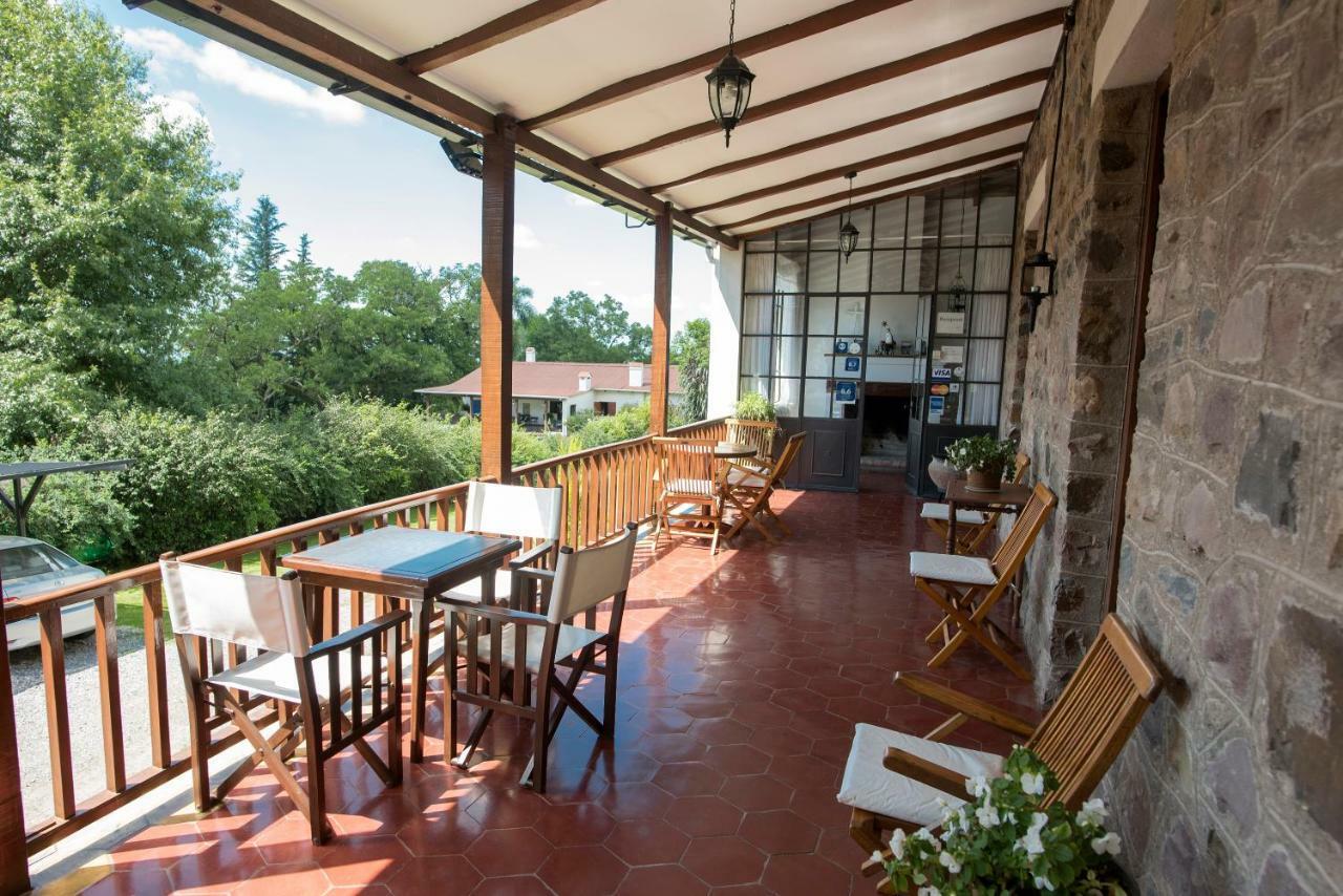 Hostal El Cerrito San Lorenzo Сан-Лоренсо Экстерьер фото